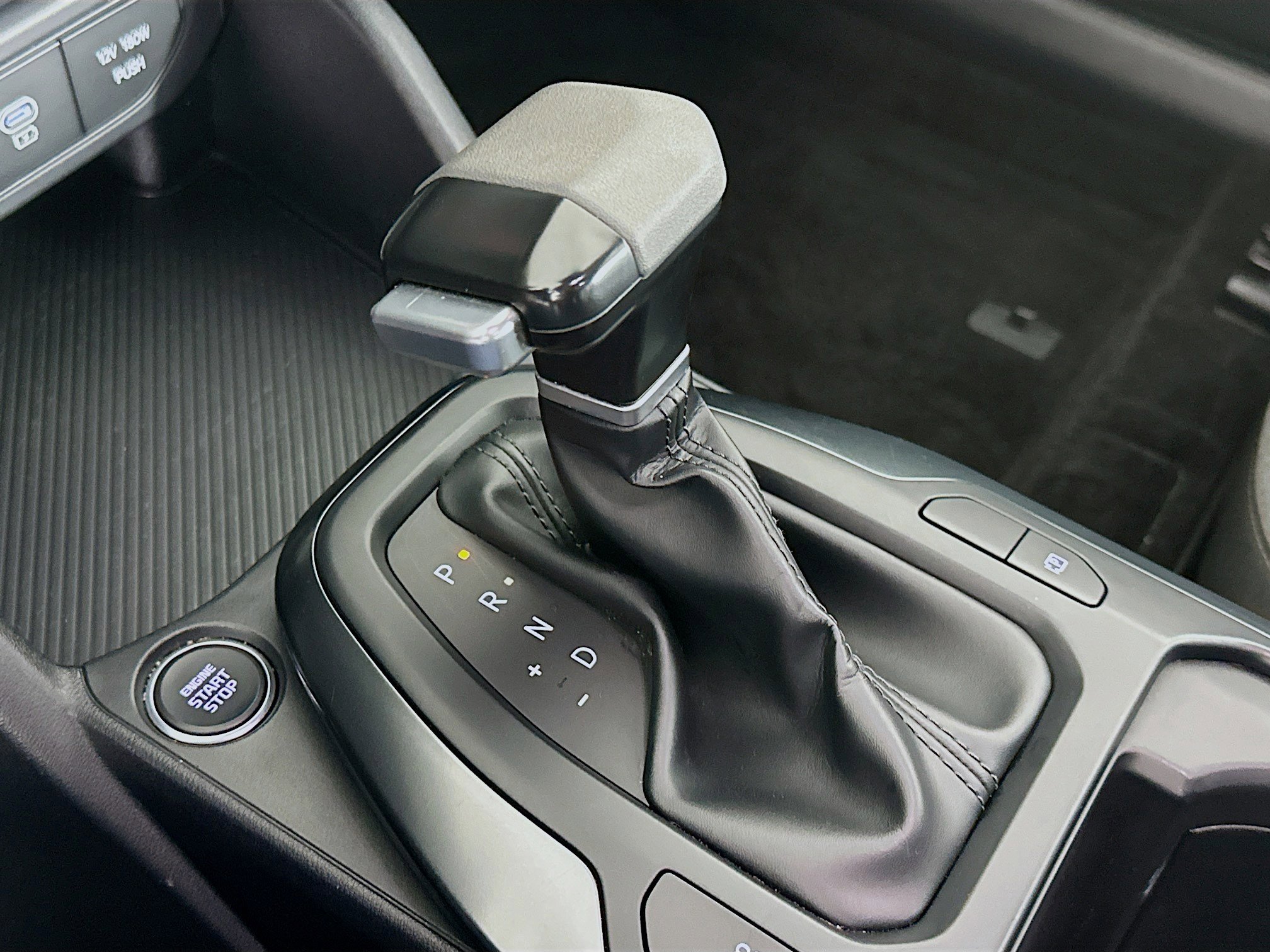 Used 2025 Kia K4 LXS image 25