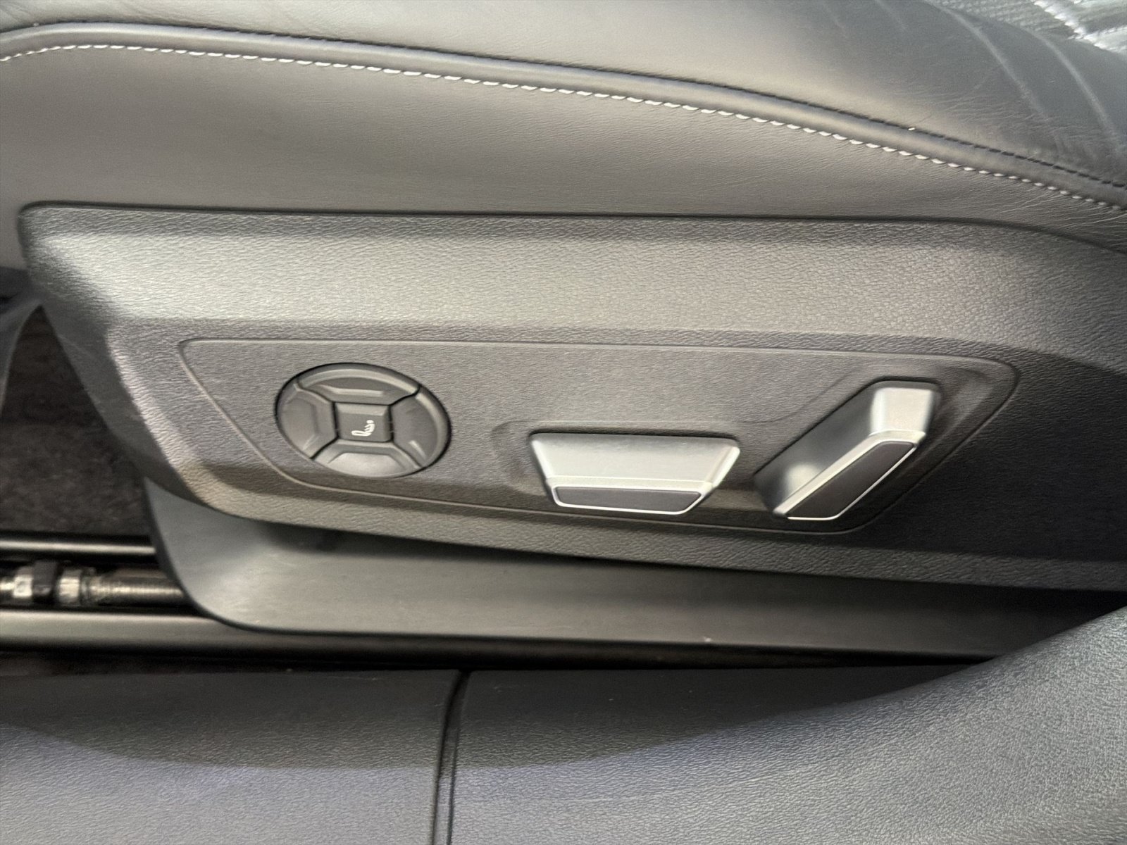 Used 2025 Audi S5 Prestige AWD/4WD image 14