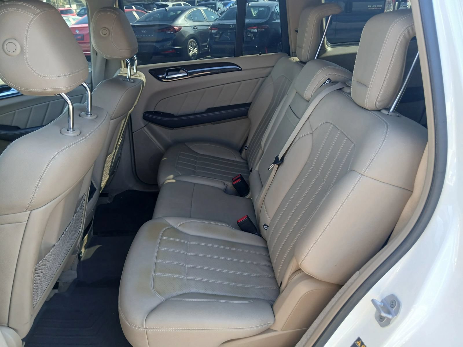 Used 2016 Mercedes-Benz GL 320 BlueTEC 4MATIC image 16