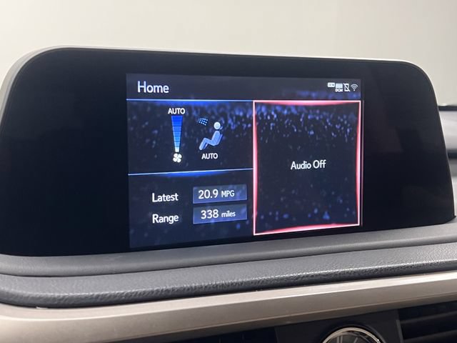 Certified 2022 Lexus RX 350L Premium w/ Premium Package AWD/4WD image 19