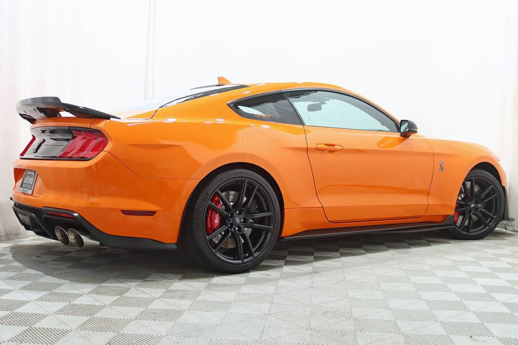 Used 2020 Ford Mustang Shelby GT500 w/ Technology Package RWD image 8