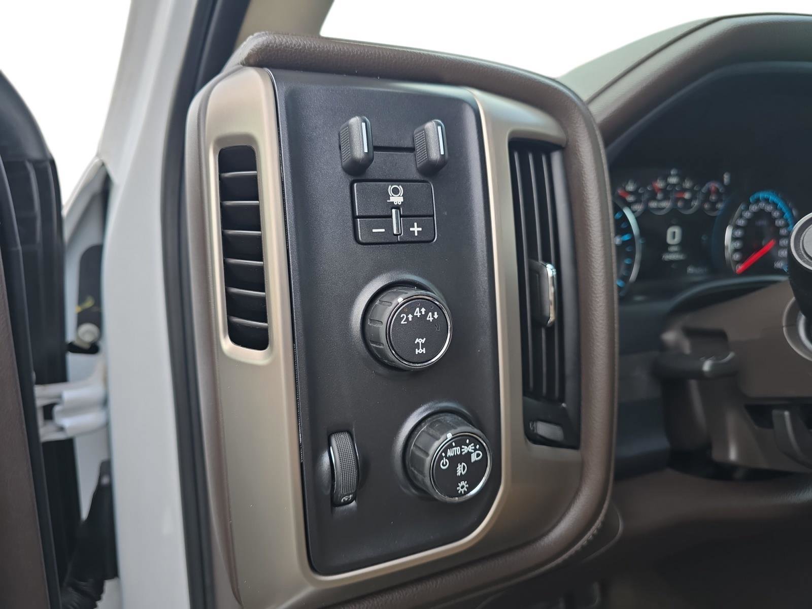 Used 2018 GMC Sierra 2500 Denali w/ Duramax Plus Package image 22
