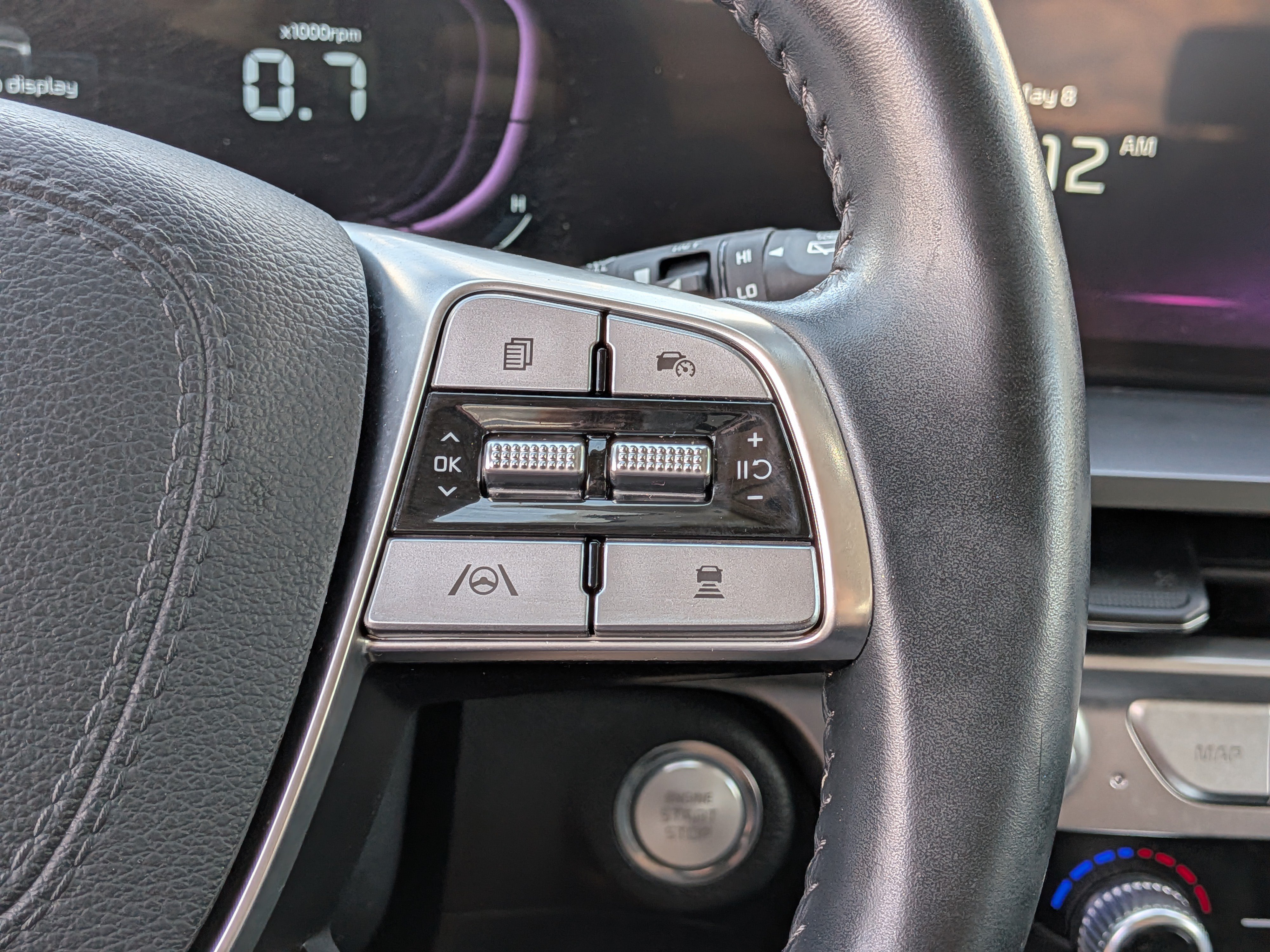 Used 2025 Kia Telluride S AWD/4WD image 28