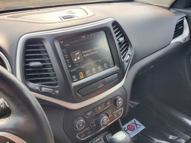 Used 2018 Jeep Cherokee Latitude Plus w/ Comfort/Convenience Group AWD/4WD image 27
