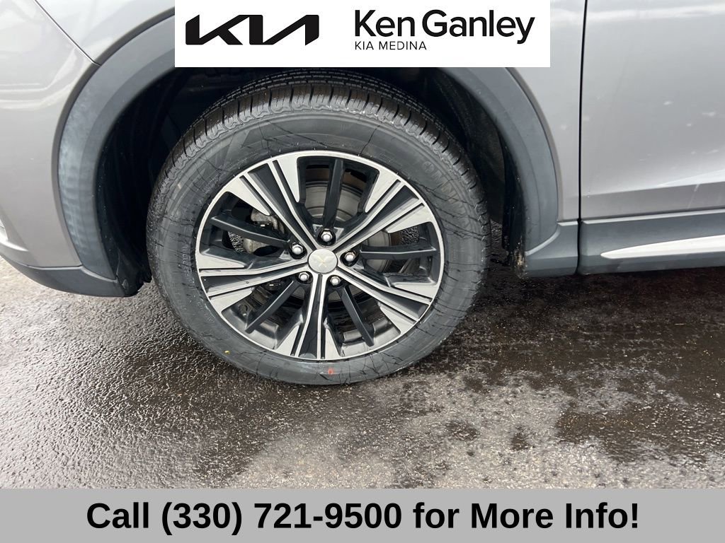 Used 2018 Mitsubishi Eclipse Cross SE image 16