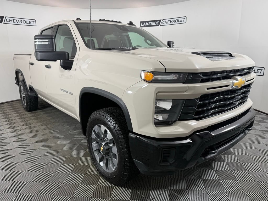 New 2026 Chevrolet Silverado 2500 Custom w/ Custom Convenience Package AWD/4WD image 8