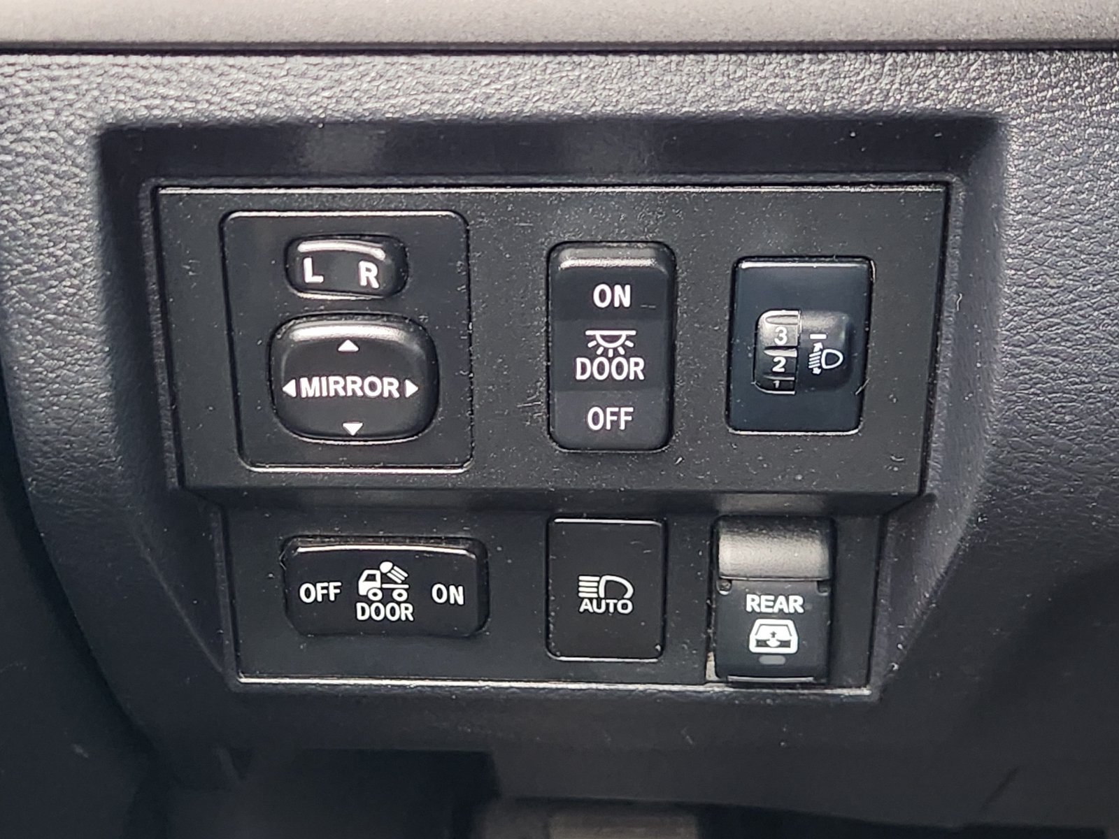 Used 2021 Toyota Tundra SR5 RWD image 26