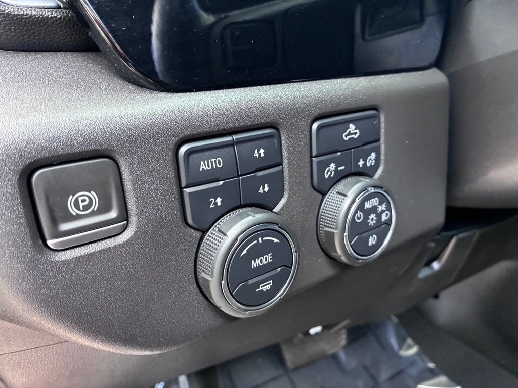 Used 2024 Chevrolet Silverado 1500 LT Trail Boss w/ Protection Package AWD/4WD image 29