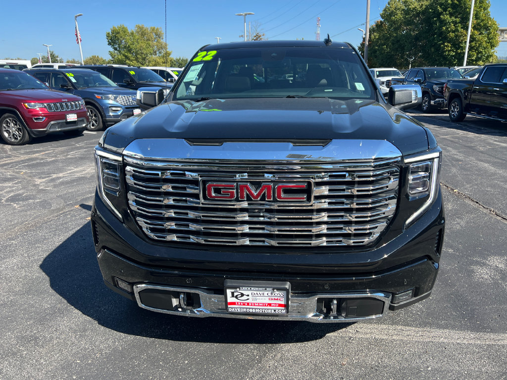 Used 2022 GMC Sierra 1500 Denali AWD/4WD image 3