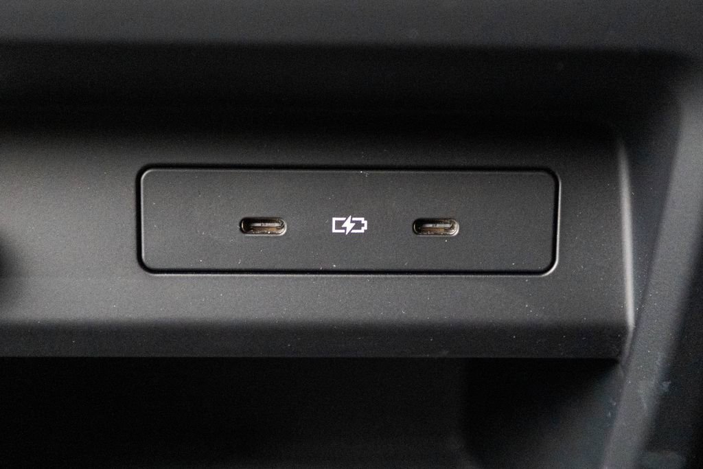 New 2025 Porsche Cayenne Coupe image 38