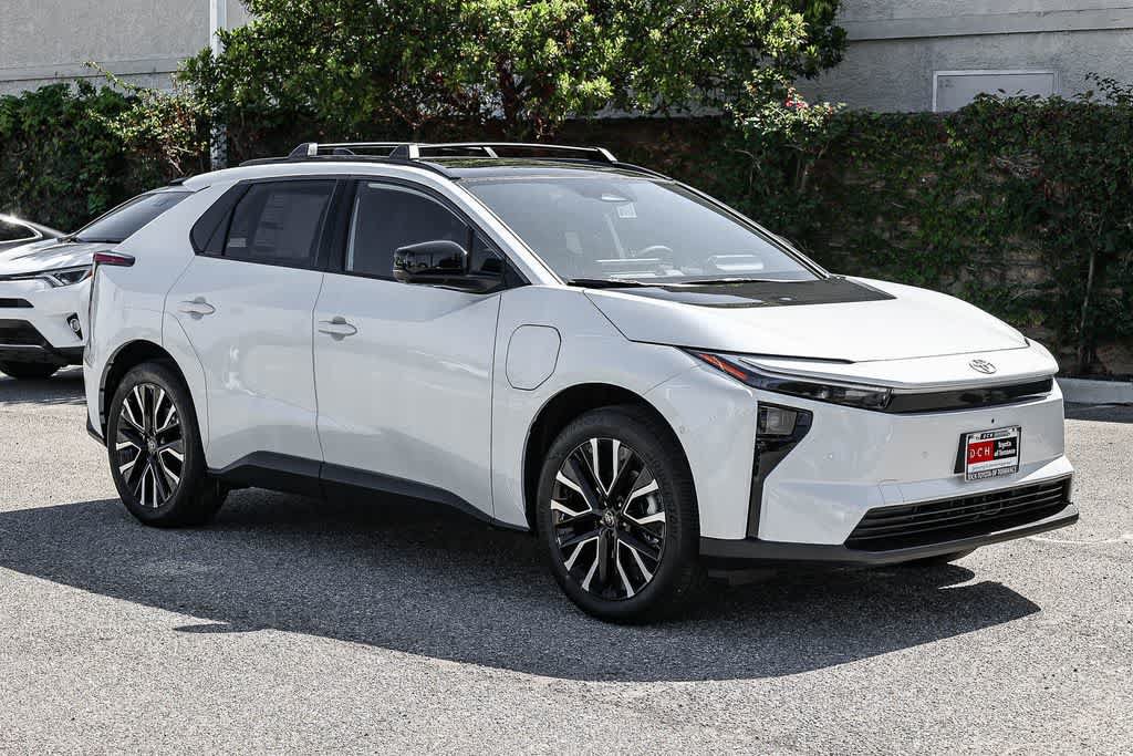 New 2026 Toyota bZ FWD image 3