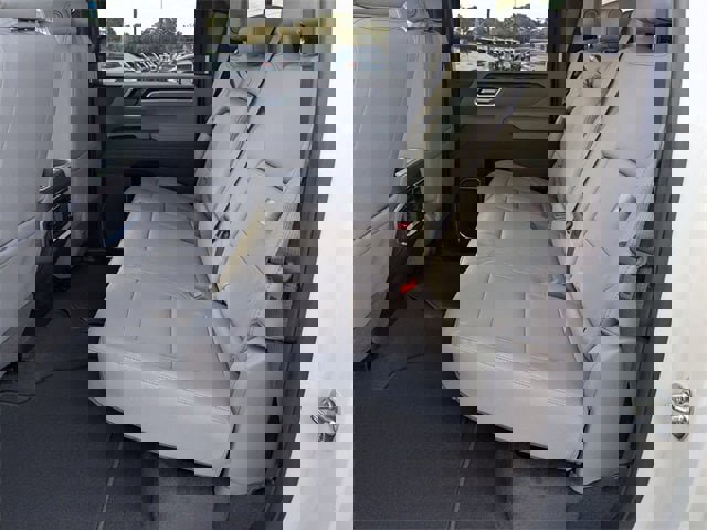 New 2026 GMC Sierra 2500 SLT w/ SLT Premium Package image 30