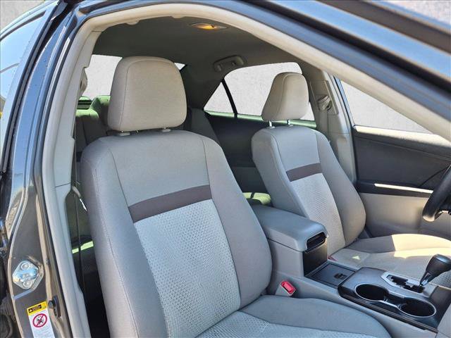 Used 2012 Toyota Camry LE FWD image 17