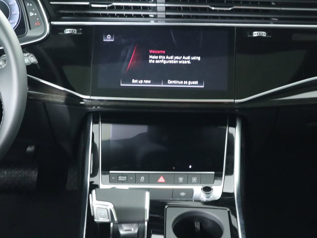 Certified 2025 Audi Q7 2.0T Premium image 14