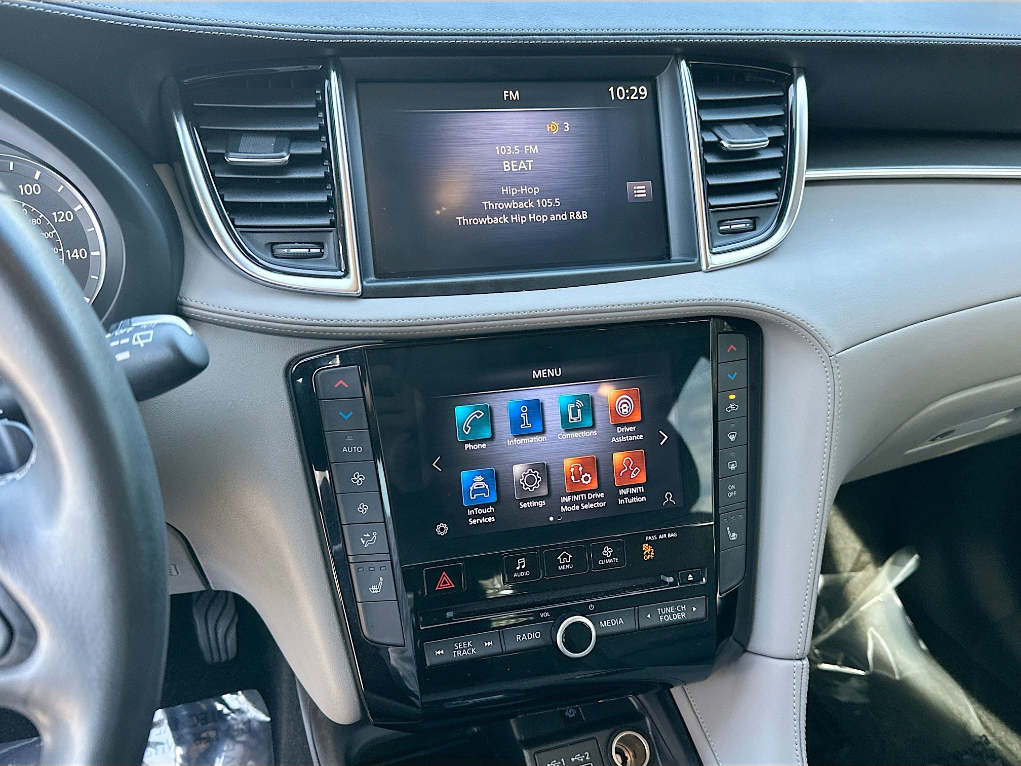 Used 2023 INFINITI QX50 Luxe image 13