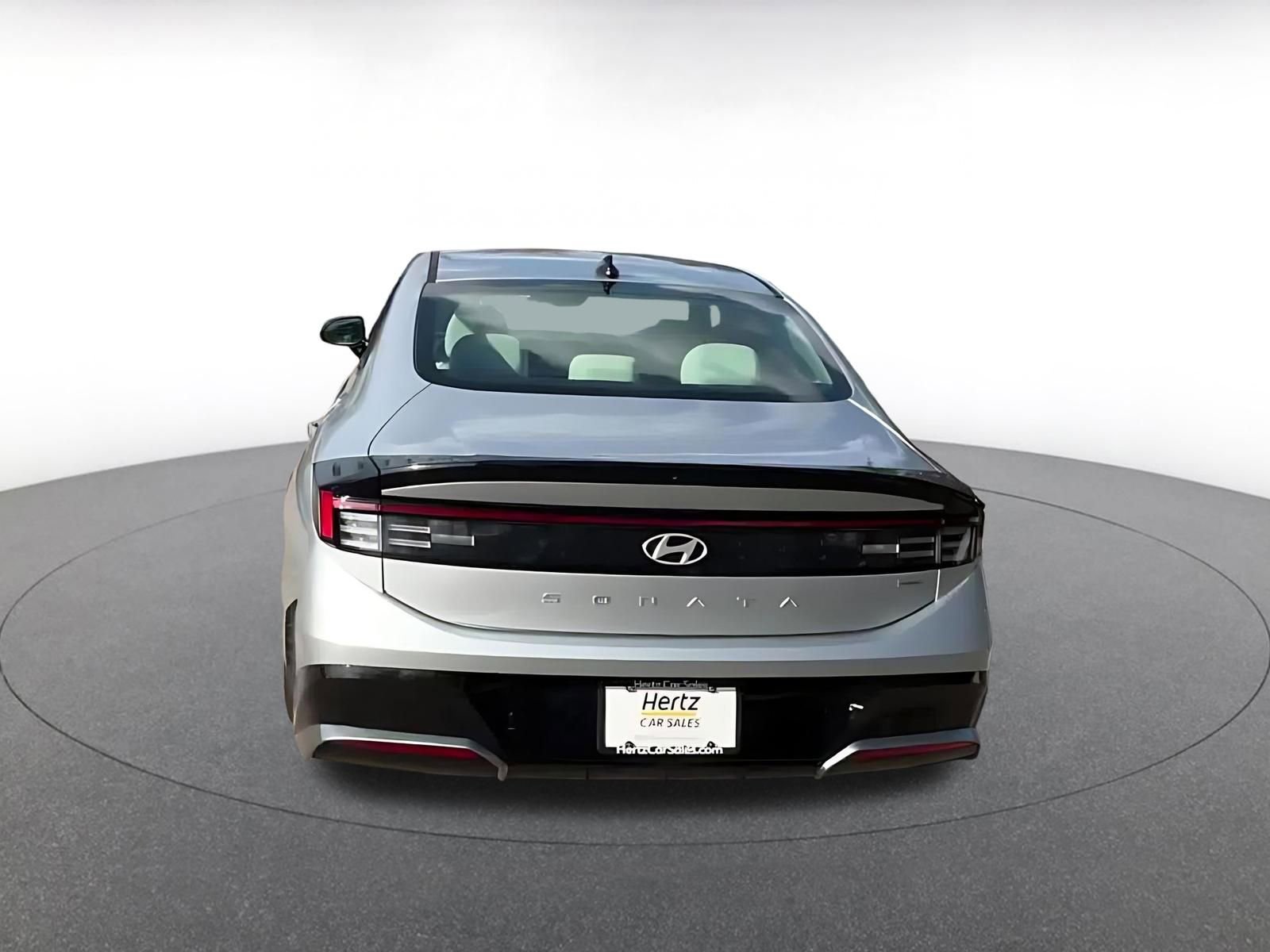 Used 2025 Hyundai Sonata SEL FWD image 7