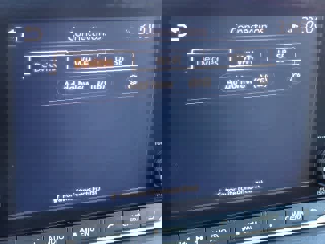 Used 2023 Nissan Rogue SV image 25