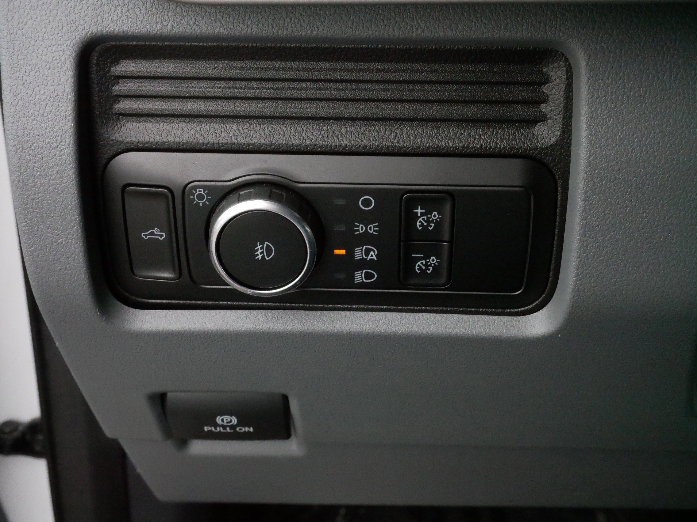 Used 2024 Ford F250 XLT image 27