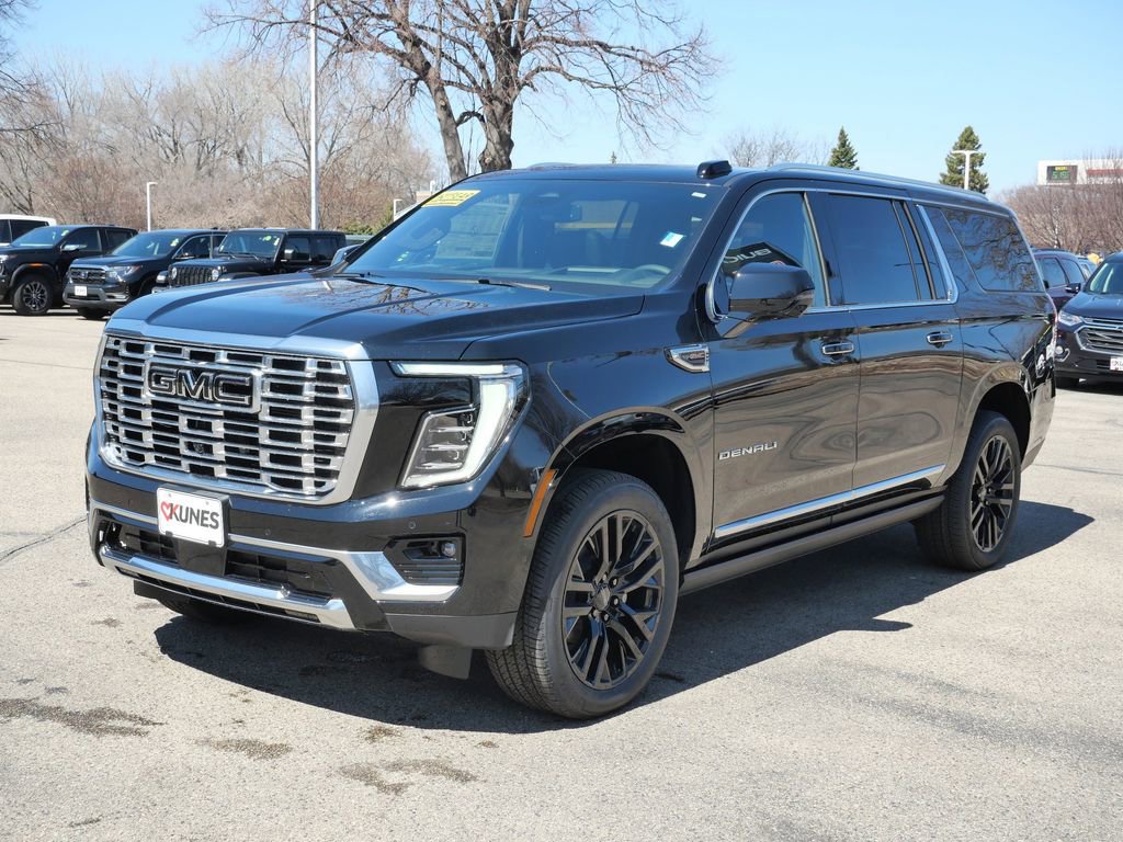 New 2026 GMC Yukon XL Denali w/ Sun & Power Step Package AWD/4WD image 5