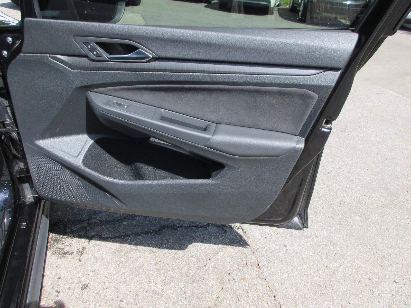 Used 2023 Volkswagen GTI SE FWD image 24