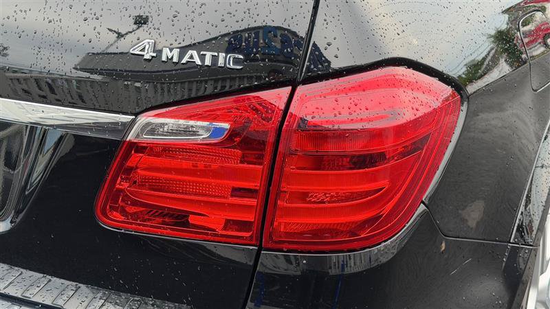 Used 2016 Mercedes-Benz GL 550 4MATIC image 14