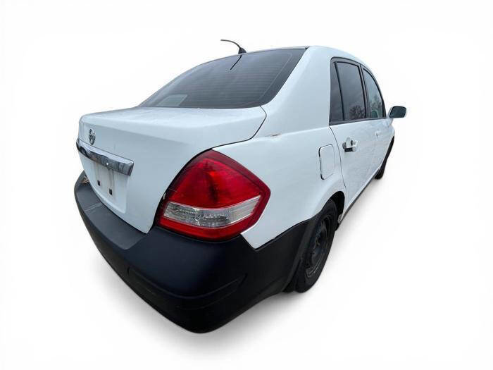 Used 2010 Nissan Versa 1.8 S w/ PWR Plus Pkg image 5