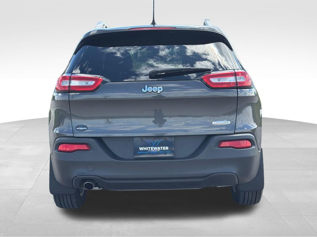 Used 2014 Jeep Cherokee Latitude w/ Cold Weather Group FWD image 21