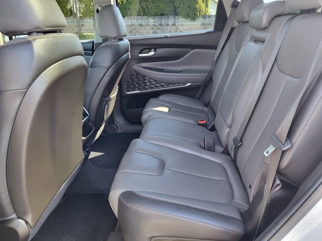 Used 2020 Hyundai Santa Fe Limited image 16