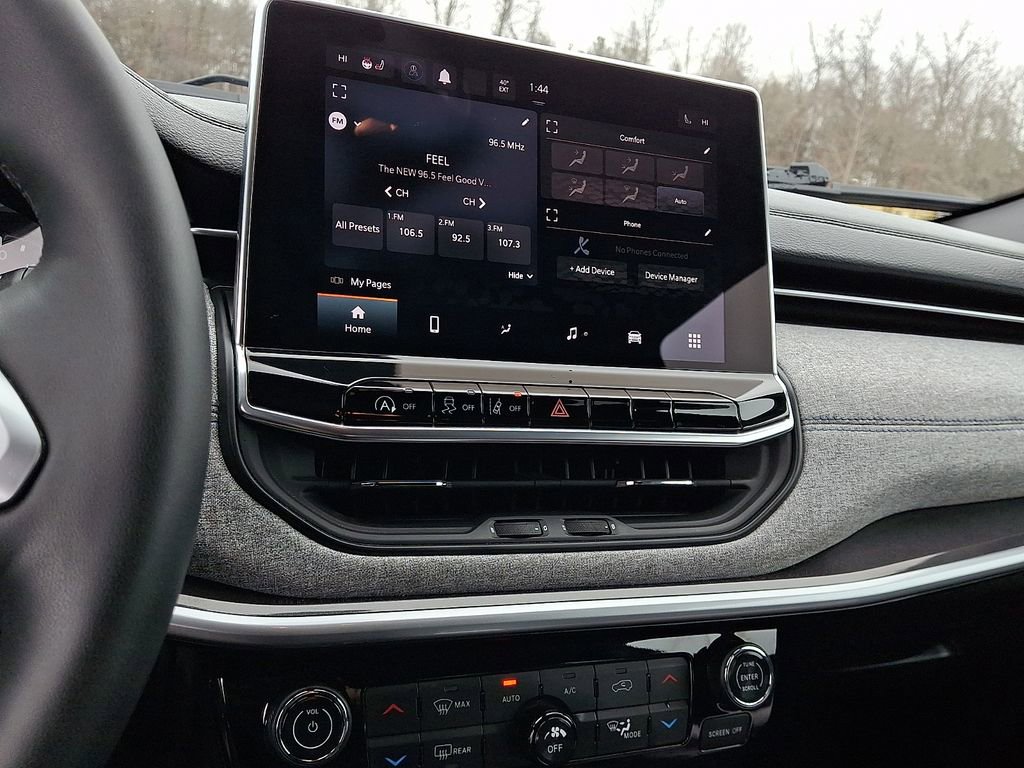 Used 2023 Jeep Compass Latitude w/ Convenience Group image 24