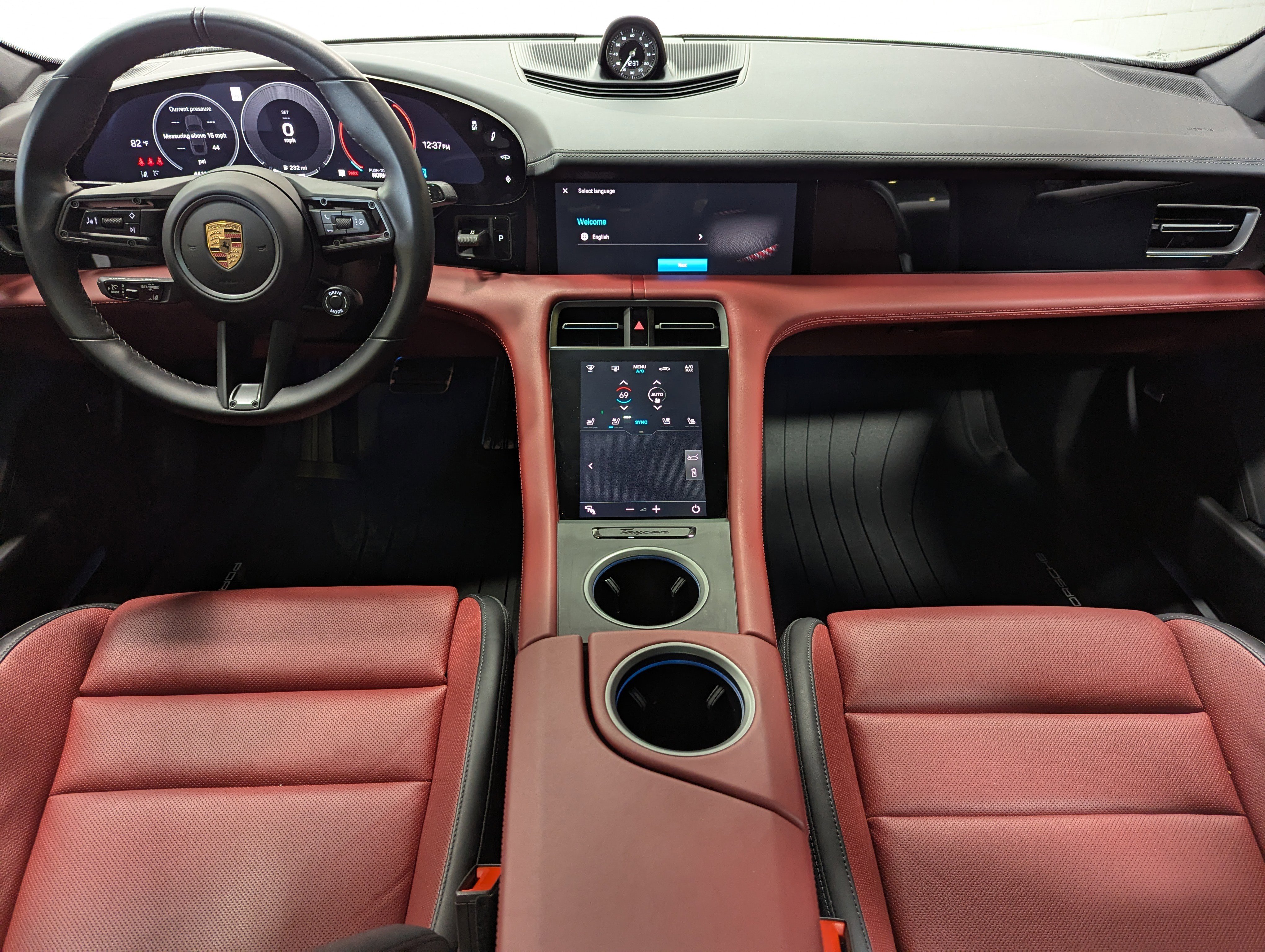 Used 2025 Porsche Taycan 4S image 21