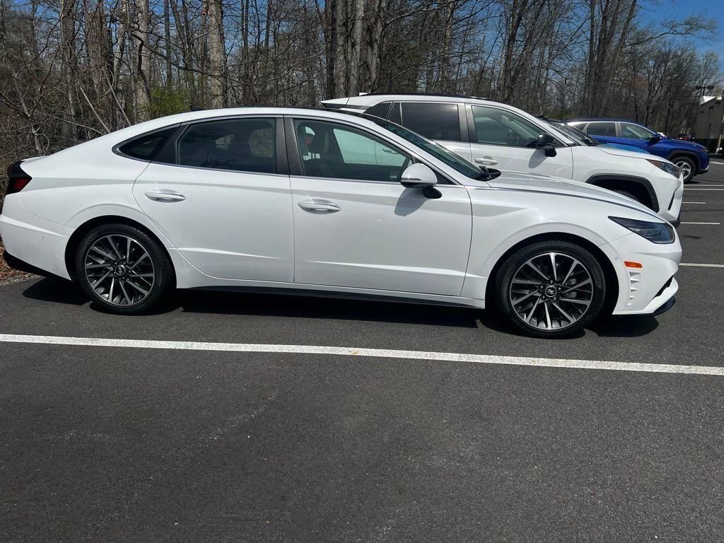 Used 2023 Hyundai Sonata Limited image 12