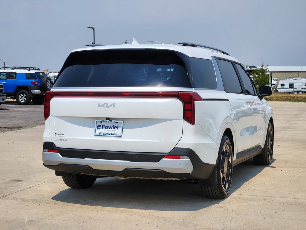 Certified 2025 Kia Carnival EX FWD image 5
