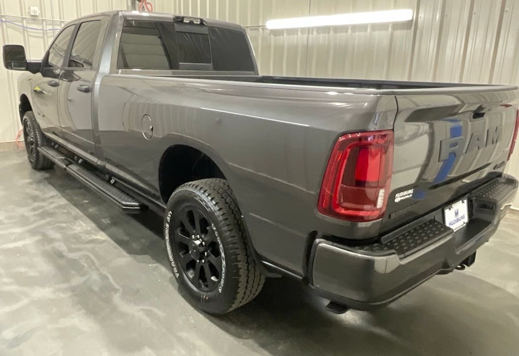 Used 2025 RAM 3500 Big Horn AWD/4WD image 25