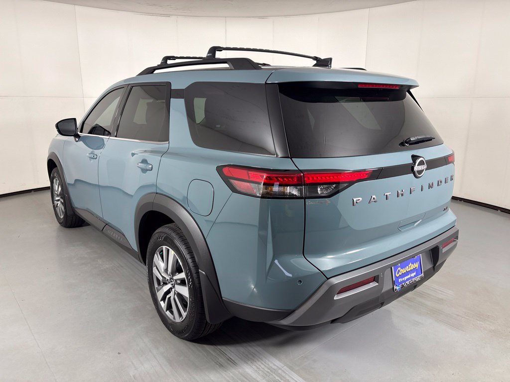 New 2026 Nissan Pathfinder SL FWD image 6
