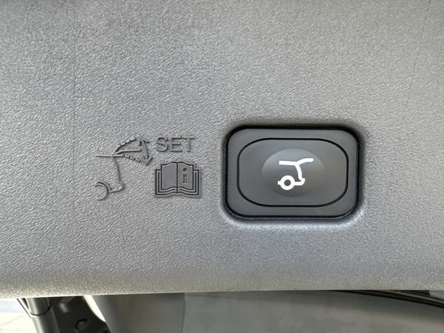 New 2026 Lincoln Nautilus Reserve AWD/4WD image 12