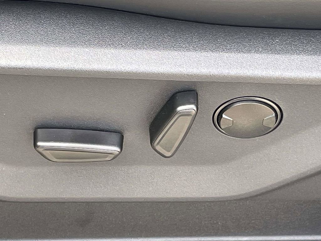 New 2025 Ford Expedition Platinum w/ Stealth Appearance Package image 14