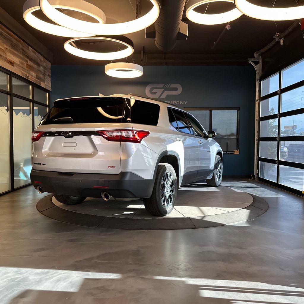 Used 2021 Chevrolet Traverse RS AWD/4WD image 3