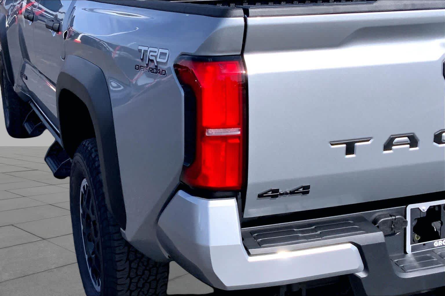 New 2026 Toyota Tacoma TRD Off-Road AWD/4WD image 14