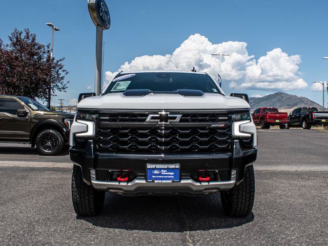 Used 2022 Chevrolet Silverado 1500 ZR2 AWD/4WD image 2