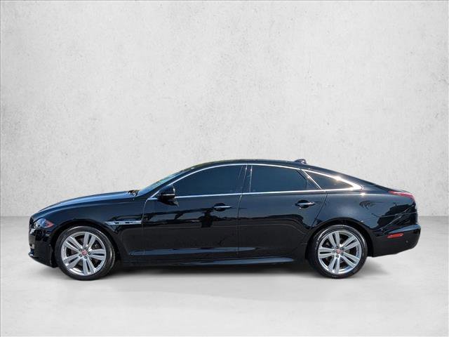 Used 2019 Jaguar XJ R-Sport image 9
