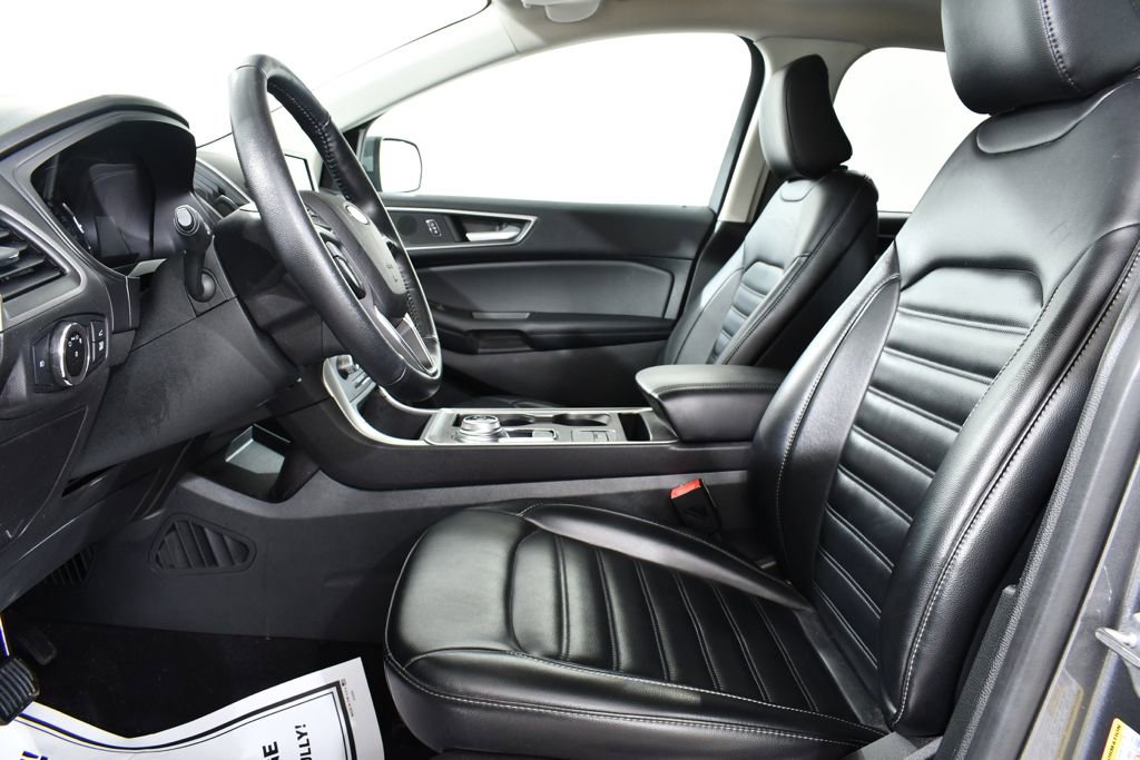 Used 2023 Ford Edge SEL w/ Convenience Package image 6
