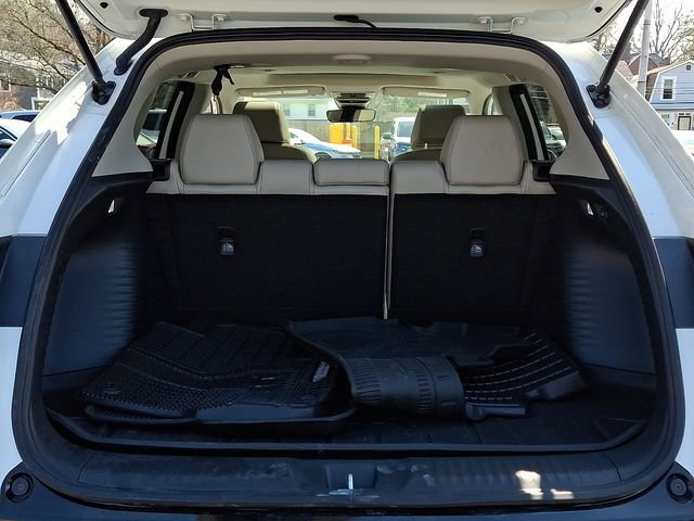 Certified 2024 Honda HR-V EX-L image 27