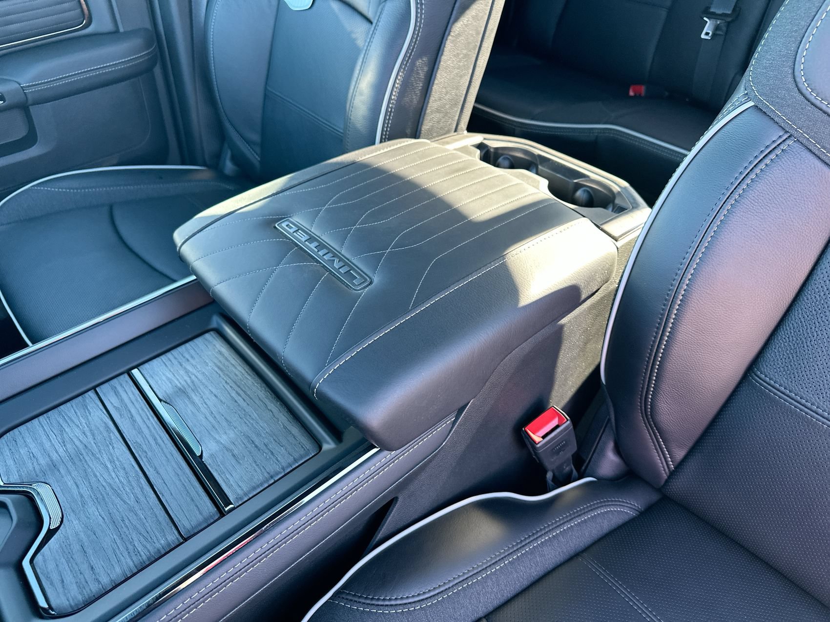 New 2026 RAM 2500 Limited AWD/4WD image 22