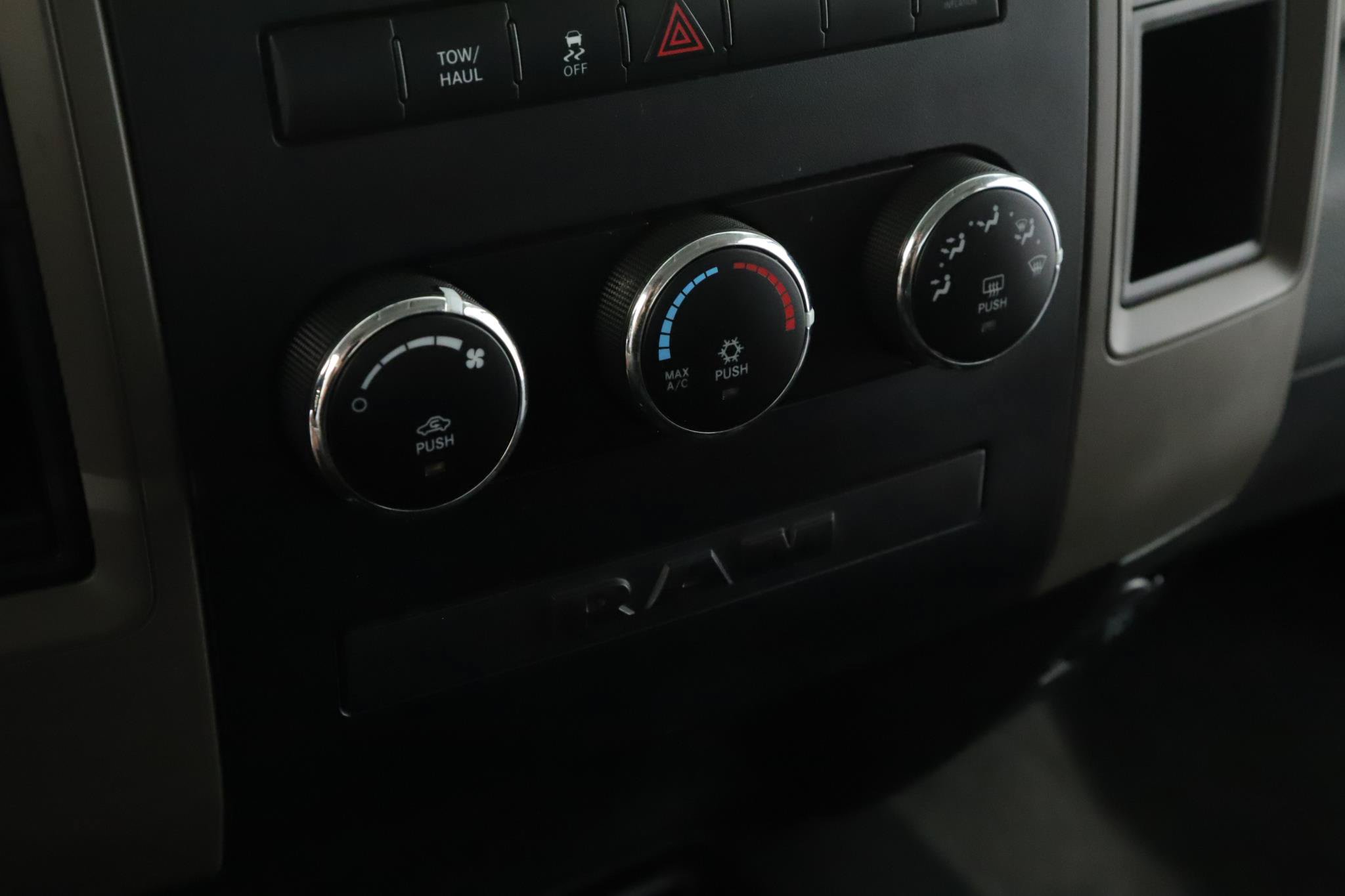 Used 2012 RAM 2500 ST w/ Chrome Appearance Group AWD/4WD image 14