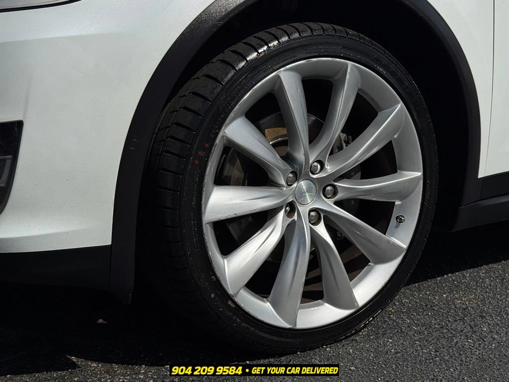 Used 2017 Tesla Model X 75D AWD/4WD image 12