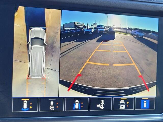 Used 2022 GMC Yukon Denali image 21