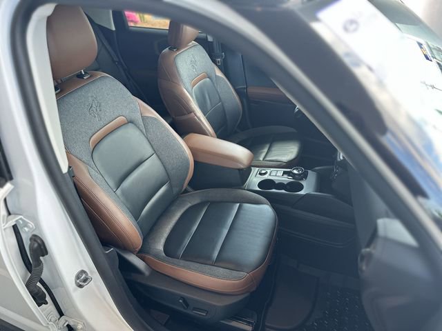 Certified 2023 Ford Bronco Sport Outer Banks w/ Tech Package image 27