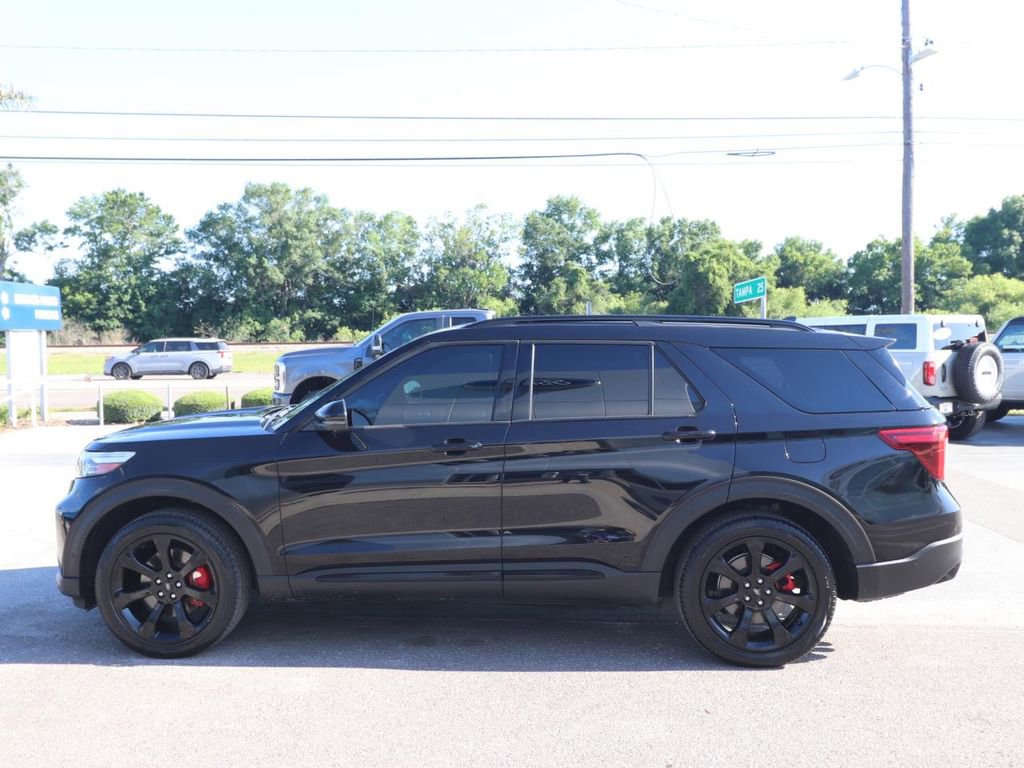 Used 2020 Ford Explorer ST w/ ST Street Pack image 5