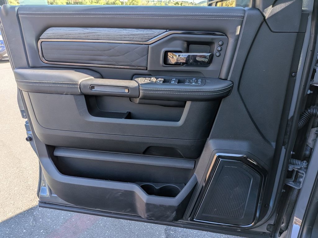 New 2026 RAM 2500 Limited image 37
