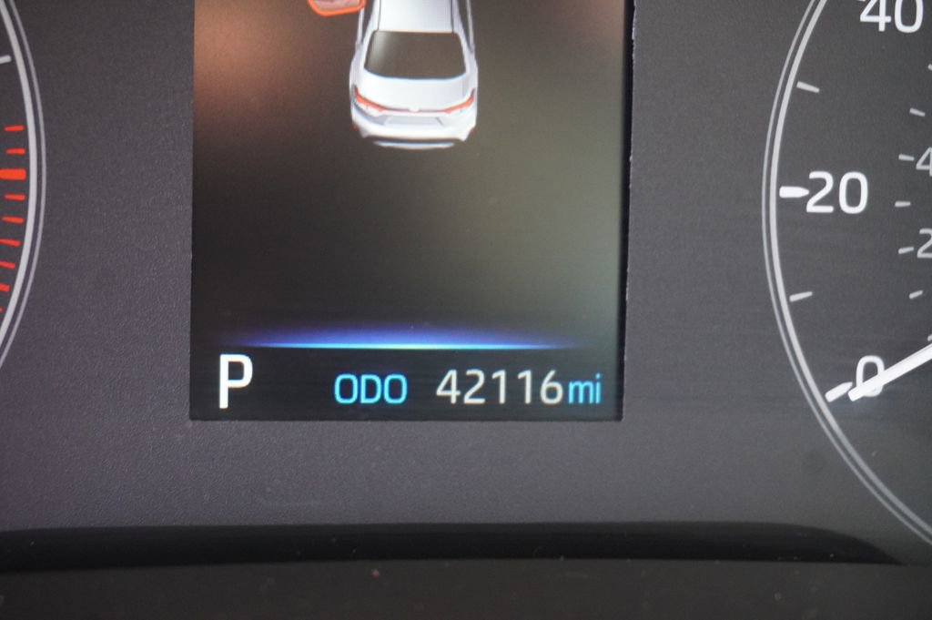 Certified 2024 Toyota Corolla LE image 9